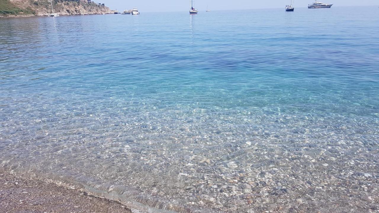 Naxos Sea Villa Taormina Bagian luar foto